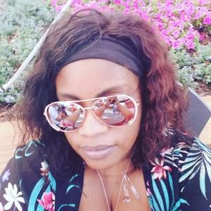 Meet your Posher, Anita